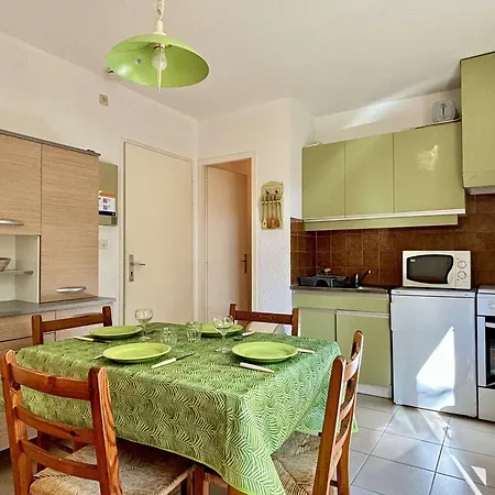 2 Pieces Avec Terrasse Et Parking, A 80m De La Plage, Proche Commerces, Pour 4 Pers. - Fr-1-225-252 * Argeles-sur-Mer